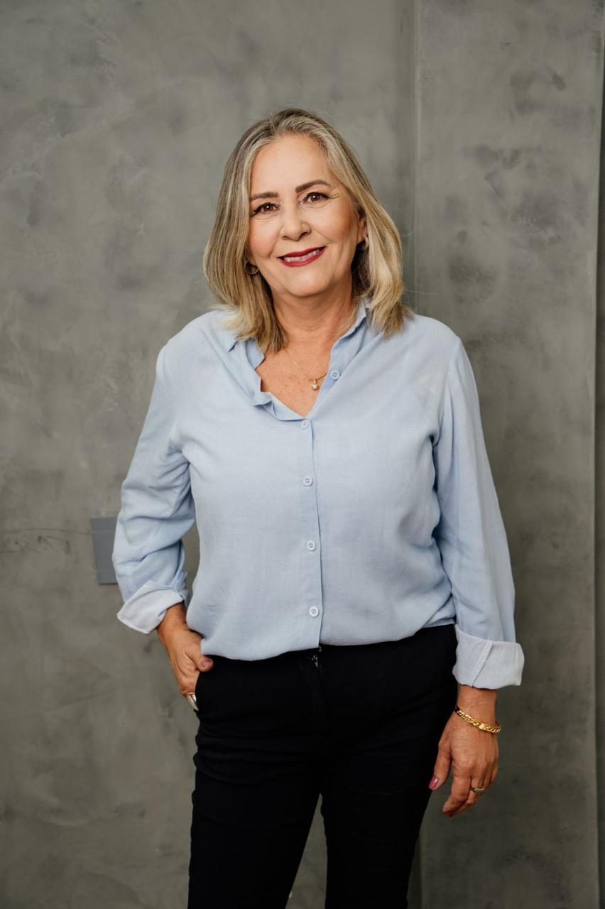 Andjara Simões, consultora de consórcios
